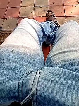 Snapshot of A-1PLAYBOY0 chatting on November 3, 2025, 10:05 am A-1PLAYBOY0 online show from November 3, 2025, 10:05 am