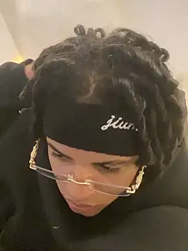 samxx muscle online show from March 26, 2026, 6:08 am