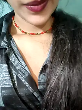 Snapshot of Eshwari_Chopra chatting on April 29, 2026, 3:54 am Eshwari Chopra online show from April 29, 2026, 3:54 am