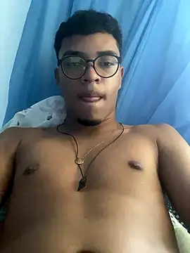 hiaguexxx online show from October 11, 2025, 6:06 pm