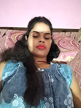 Snapshot of Eshna_Dabral chatting on September 13, 2025, 5:02 pm Eshna Dabral online show from September 13, 2025, 5:02 pm