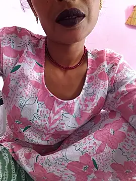 Snapshot of Eshna_Dabral chatting on September 22, 2025, 6:48 am Eshna Dabral online show from September 22, 2025, 6:48 am