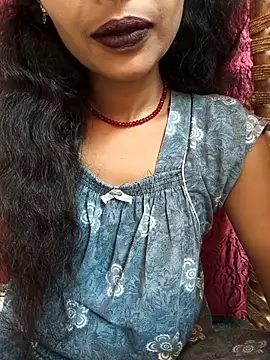 Snapshot of Eshna_Dabral chatting on September 23, 2025, 2:36 am Eshna Dabral online show from September 23, 2025, 2:36 am