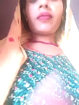 Snapshot of Eshna_Dabral chatting on October 24, 2025, 2:41 am Eshna Dabral online show from October 24, 2025, 2:41 am