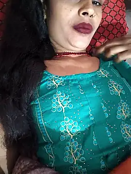 Snapshot of Eshna_Dabral chatting on October 30, 2025, 3:35 pm Eshna Dabral online show from October 30, 2025, 3:35 pm