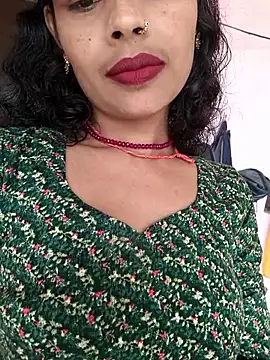 Snapshot of Eshna_Dabral chatting on November 2, 2025, 2:47 am Eshna Dabral online show from November 2, 2025, 2:47 am