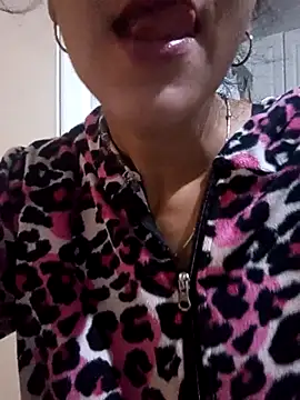 Snapshot of Camilitah chatting on March 8, 2026, 2:32 pm Camilitah online show from March 8, 2026, 2:32 pm