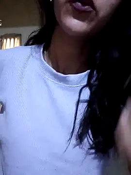 Snapshot of Camilitah chatting on March 14, 2026, 11:37 am Camilitah online show from March 14, 2026, 11:37 am