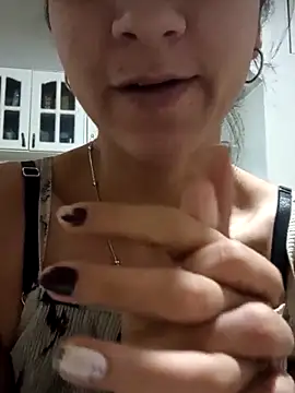 Camilitah online show from April 18, 2026, 2:26 am