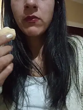 Camilitah online show from May 16, 2026, 1:43 pm