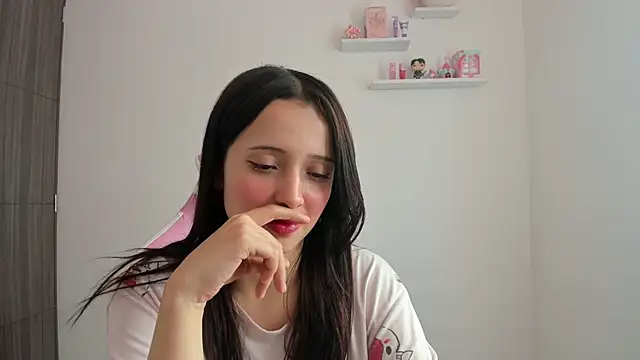 ImBunnyNova online show from November 12, 2025, 4:07 pm