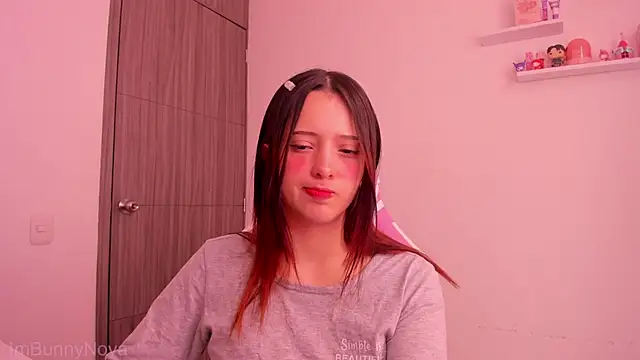Snapshot of ImBunnyNova chatting on May 8, 2026, 2:11 pm ImBunnyNova online show from May 8, 2026, 2:11 pm