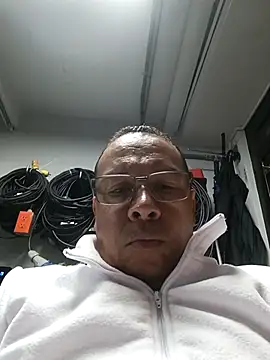 Snapshot of OrionStone chatting on September 20, 2025, 5:19 am OrionStone online show from September 20, 2025, 5:19 am