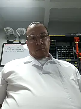 Snapshot of OrionStone chatting on September 22, 2025, 3:30 am OrionStone online show from September 22, 2025, 3:30 am