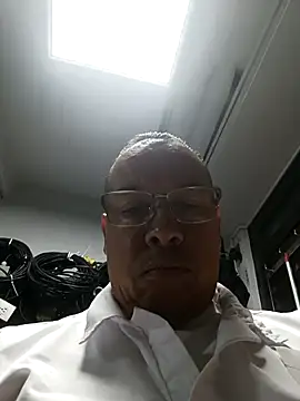 Snapshot of OrionStone chatting on September 29, 2025, 3:44 am OrionStone online show from September 29, 2025, 3:44 am