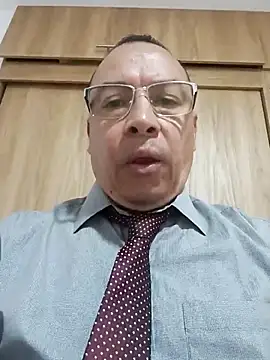 Snapshot of OrionStone chatting on October 4, 2025, 11:36 pm OrionStone online show from October 4, 2025, 11:36 pm
