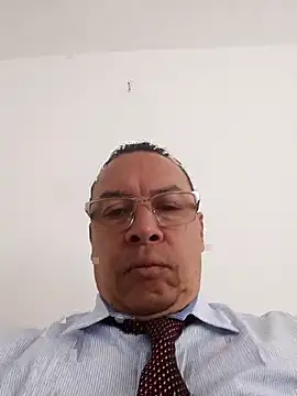 Snapshot of OrionStone chatting on October 14, 2025, 8:31 pm OrionStone online show from October 14, 2025, 8:31 pm