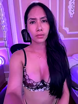 ArianaReynoldss online show from September 30, 2025, 7:30 pm