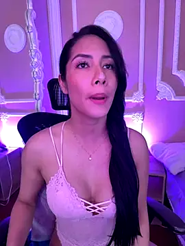 ArianaReynoldss online show from October 2, 2025, 7:43 pm