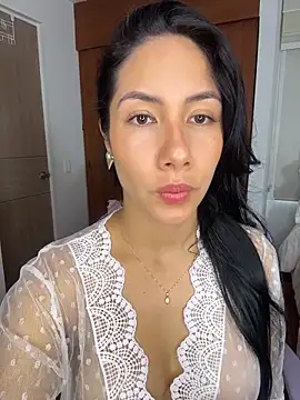 ArianaReynoldss online show from March 30, 2026, 5:36 pm