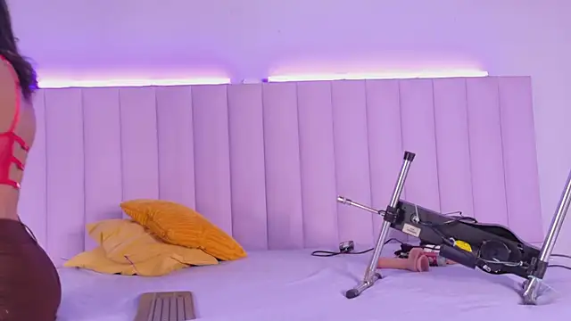 AgataDoll online show from November 30, 2025, 8:24 pm