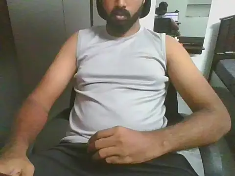 lovelyakash69 online show from November 30, 2025, 5:44 am