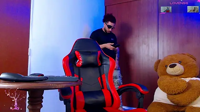 pirata fitness online show from October 4, 2025, 4:27 pm