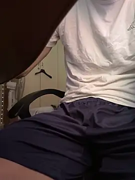 tipetto06 online show from September 10, 2025, 8:47 am