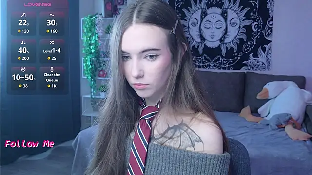Snapshot of naugghtynikki chatting on October 15, 2025, 5:18 am naugghtynikki online show from October 15, 2025, 5:18 am