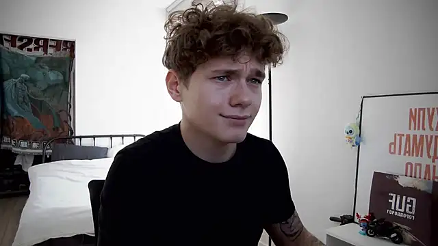 DanyDavis online show from September 17, 2025, 8:38 am