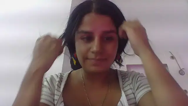 Snapshot of MeliSweet chatting on June 28, 2026, 4:13 pm MeliSweet online show from June 28, 2026, 4:13 pm