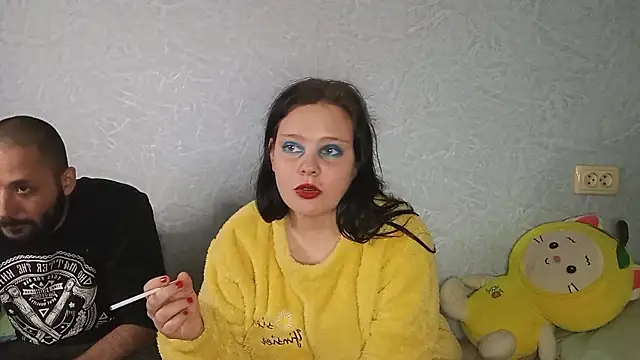 SweetPiggyx online show from April 24, 2026, 7:49 pm