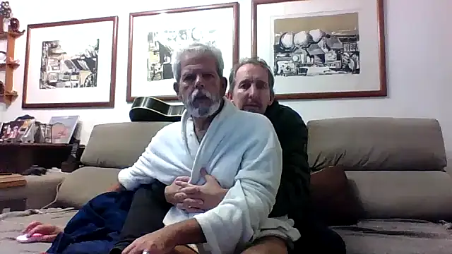 Snapshot of CasalcwBR chatting on May 27, 2026, 4:20 am CasalcwBR online show from May 27, 2026, 4:20 am