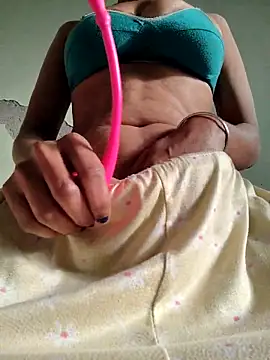 Desi Bhabi 01 online show from December 1, 2025, 3:33 am