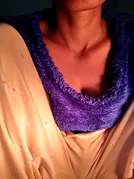 Desi Bhabi 01 online show from February 7, 2026, 5:49 pm