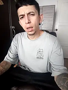 Chris  Jones online show from October 19, 2025, 1:01 pm