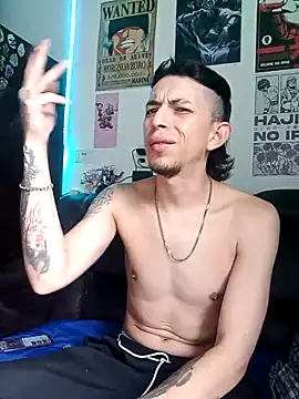 Chris  Jones online show from April 17, 2026, 8:01 pm