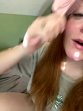 Snapshot of bankruptbabe chatting on October 11, 2025, 9:13 pm bankruptbabe online show from October 11, 2025, 9:13 pm