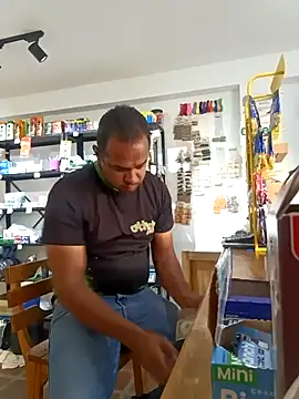 elnegro707070 online show from October 28, 2025, 11:03 am