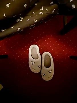 AlessiaCroft online show from November 27, 2025, 5:09 am