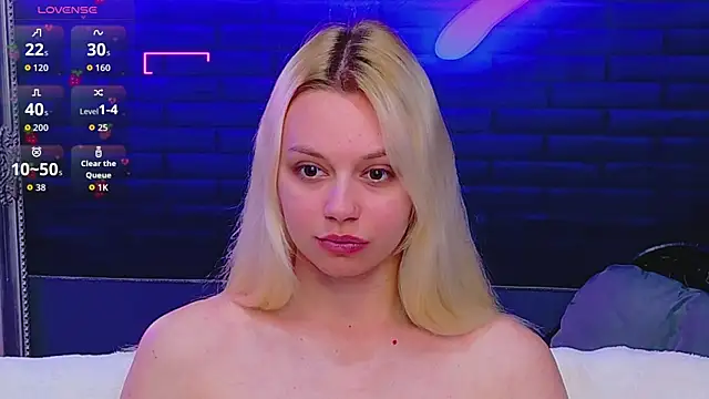 AlessiaCroft online show from June 7, 2026, 4:05 am