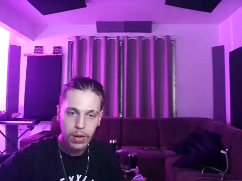 bigrosa21cm online show from March 1, 2026, 7:54 am