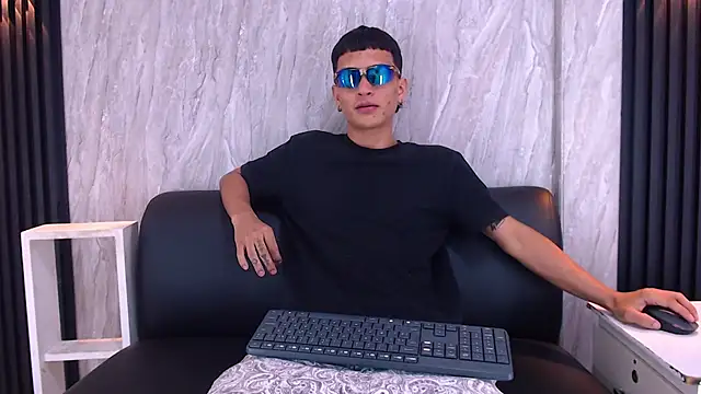 Matt Ruso online show from September 18, 2025, 11:07 pm