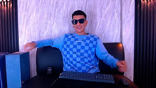 Matt Ruso online show from October 24, 2025, 3:25 am