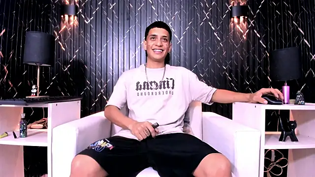 Matt Ruso online show from November 20, 2025, 3:50 am