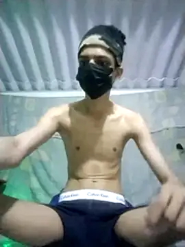 HannanKhan25 online show from March 3, 2026, 7:09 pm