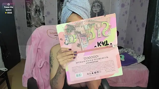 Snapshot of Medussa_katt chatting on September 30, 2025, 6:13 pm Medussa katt online show from September 30, 2025, 6:13 pm