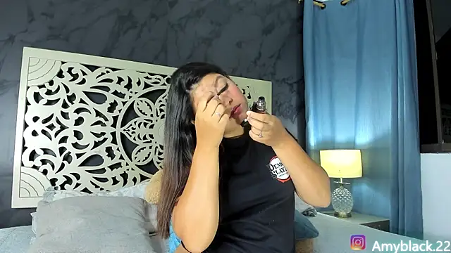 Amyblack   online show from September 22, 2025, 1:29 am