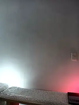 Alicia Montess online show from September 17, 2025, 8:54 pm