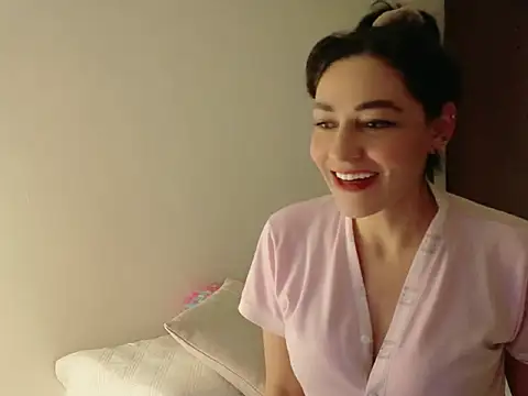 Alicia Montess online show from January 14, 2026, 3:34 am